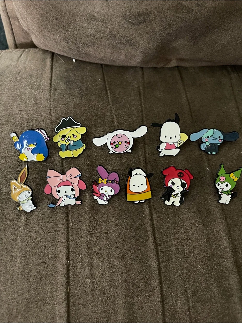 Hello kitty and friends Enamel Pin set Assorted Colors